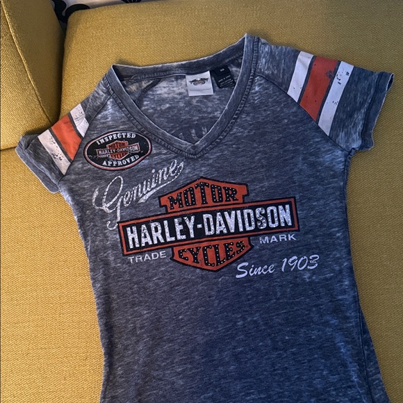 Harley-Davidson burnout tee with rhinestone accents! - Picture 2 of 6